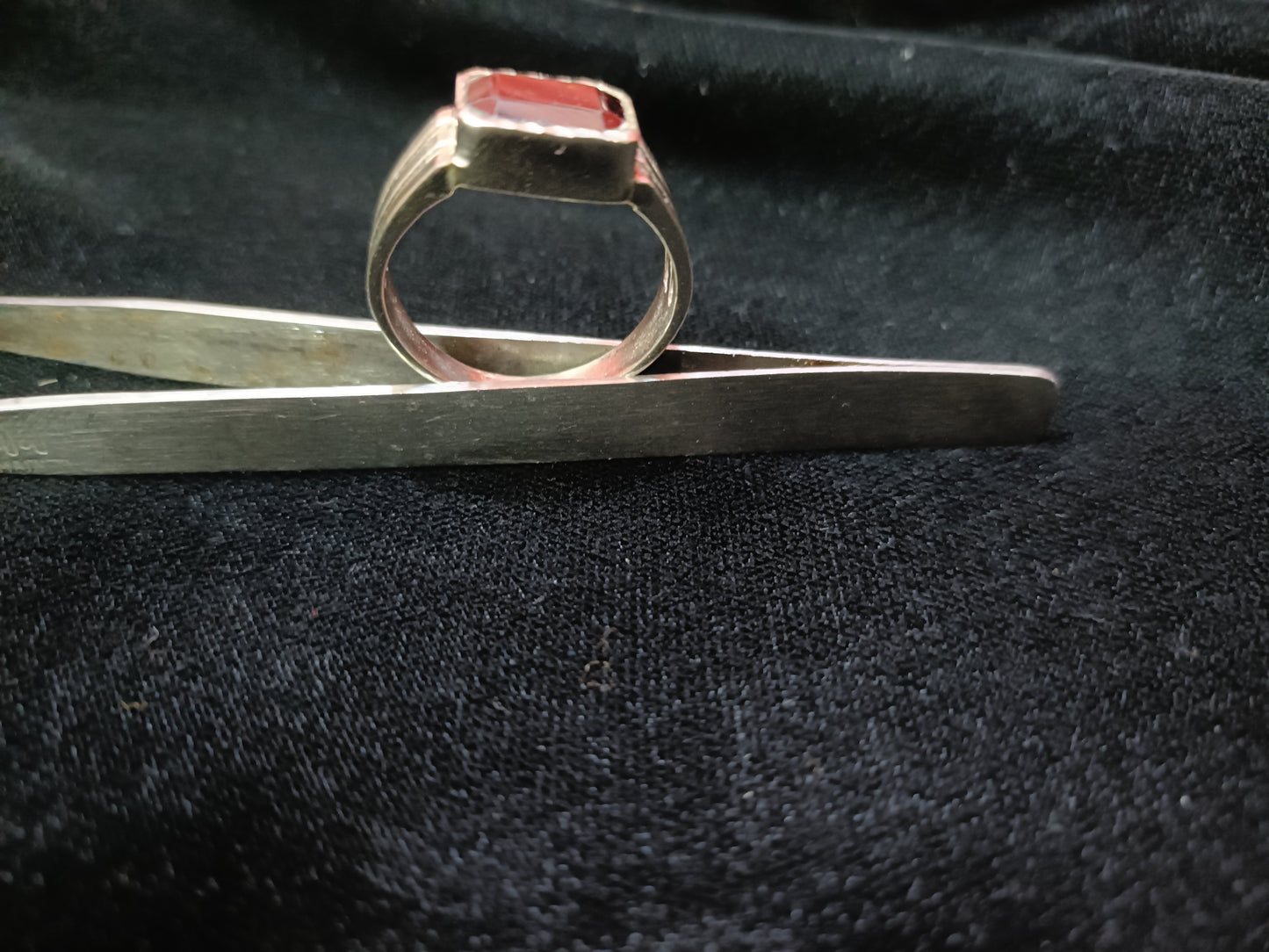 Silver gomeda ring